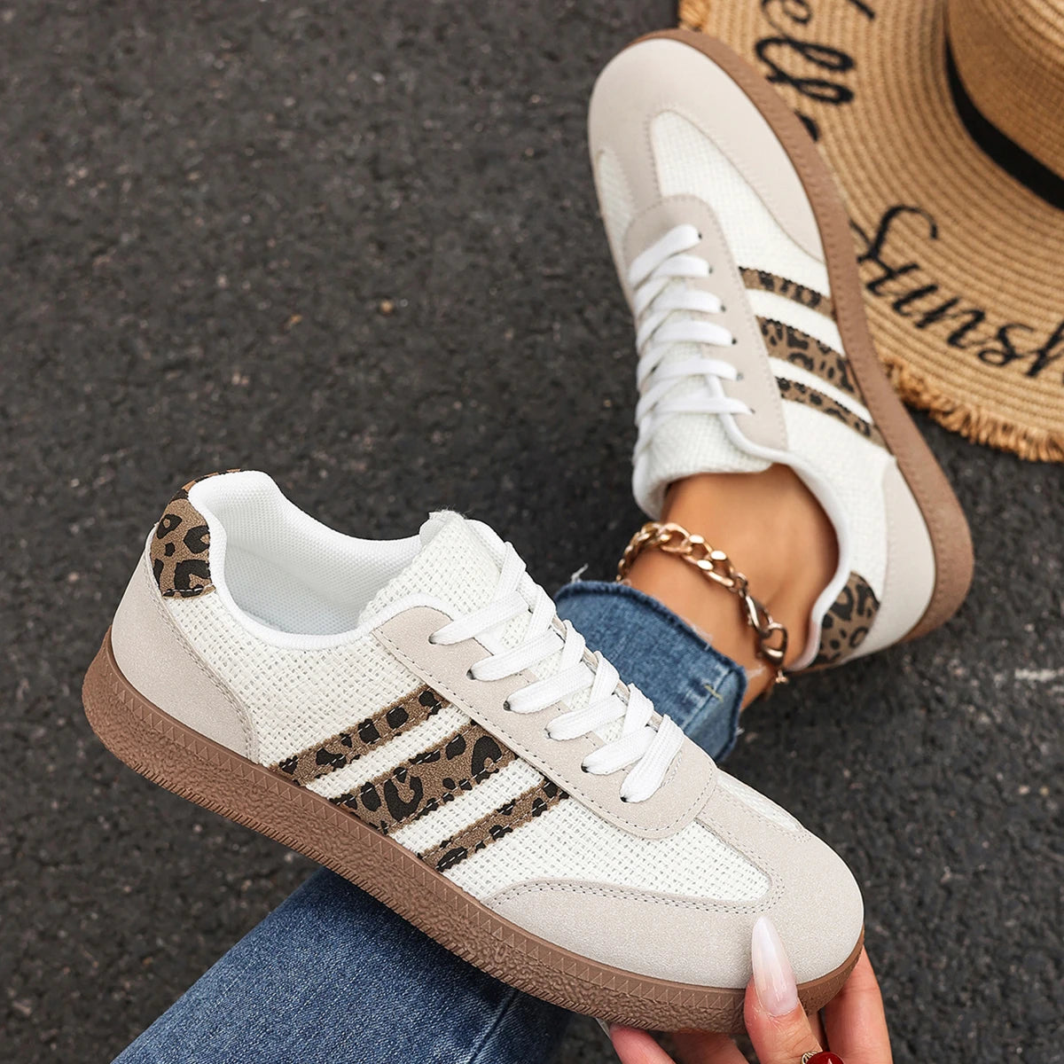 2025 New Women Sneakers Fashion Casual Flats Vulcanize Shoes Round Toe Lace Up Comfortable Flat Shoes for Women Zapatos De Mujer Zpaxo