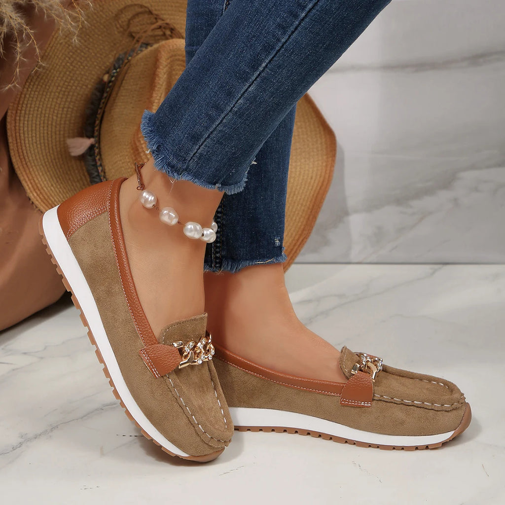 2025 New Women Loafers Large Size Thick Bottom Shoes Round Toe Rubber Outsole Sneakers Casual Metal Chain Sport Shoes for Women Zpaxo