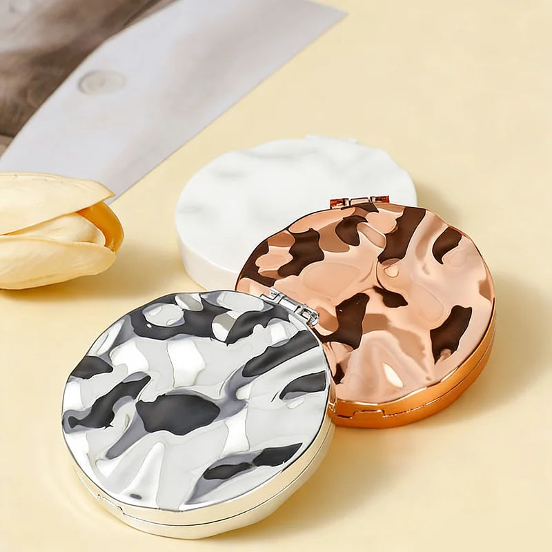 Double-Sided Foldable Compact Mirror – Round Pocket Vanity Mirror