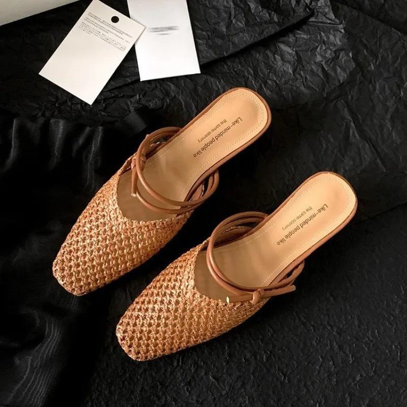Slippers Women's Summer 2025 Retro Beach Sandals Women's Summer Vacation Casual Weaving Hollow Headcut Half Slippers Outerwear Zpaxo
