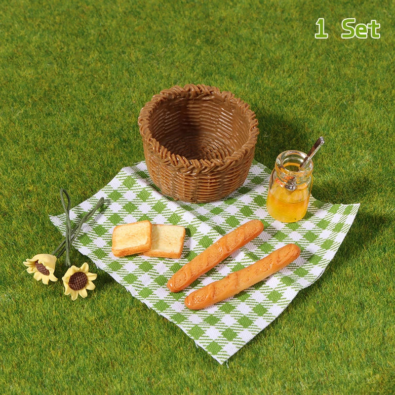 ▶1Set 1:12 Dollhouse Miniature Honey Bread Basket Fabric Picnic Basket Kitchen Model Decor Toy Doll House Accessories Zpaxo Green