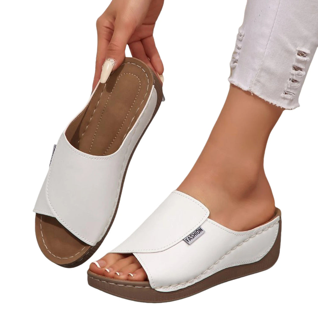 Casual Peep-toe Sandals Breathable Lightweight Beach Shoes Hollowed Zpaxo