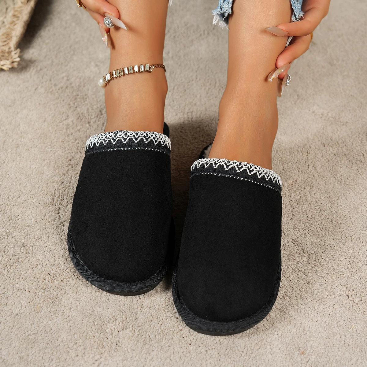 Winter Plush Warm Shoes Women Comfortable Non Slip Home Slippers 2025 Woman Slides Women Retro Fashion Fluffy Platform Slippers Zpaxo black 42-43