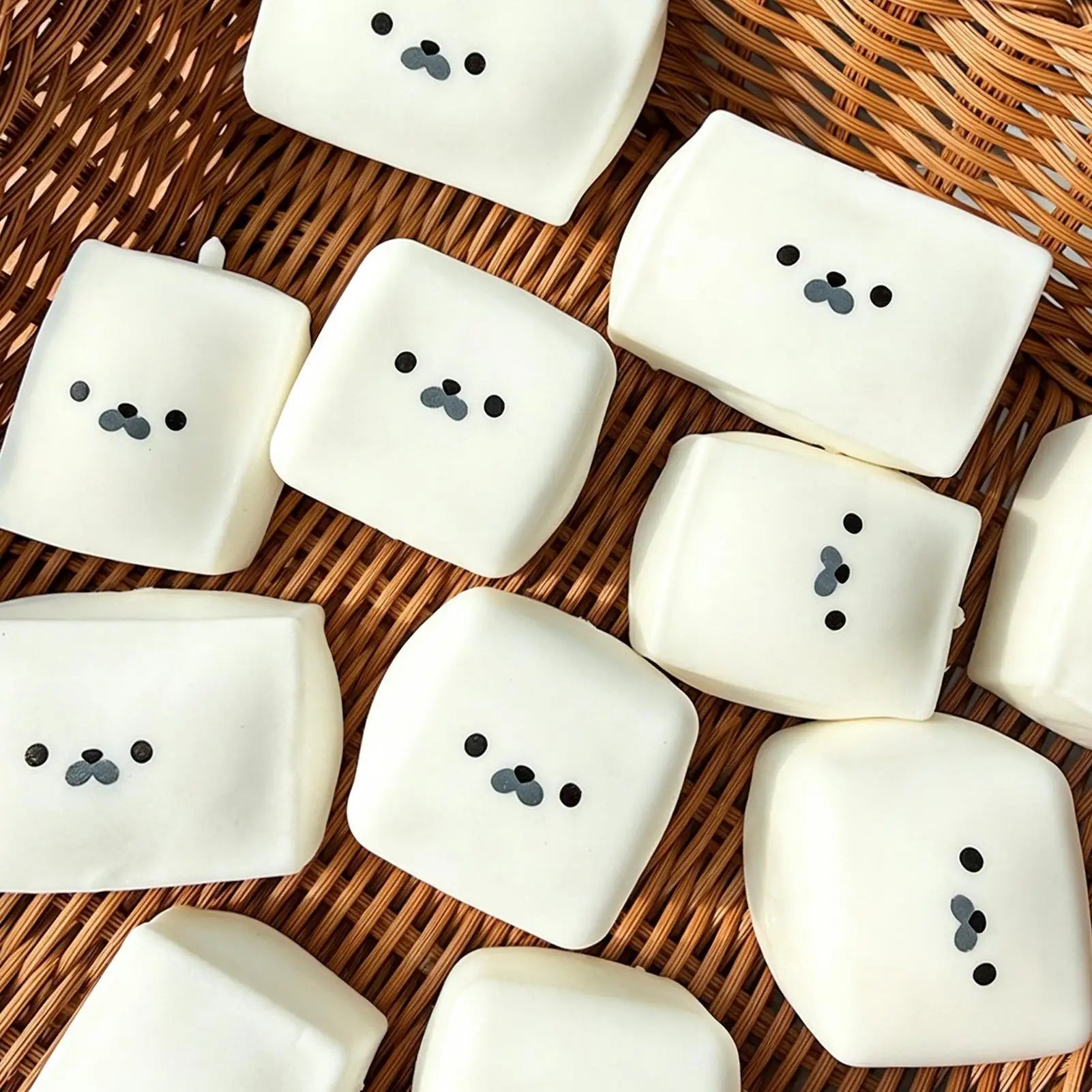 Seal Fidget Cute Soft Fun Party Favors Cube Dough Toys For Kids Adults Family Youth Teens Offices Work Commuting Relaxation Zpaxo