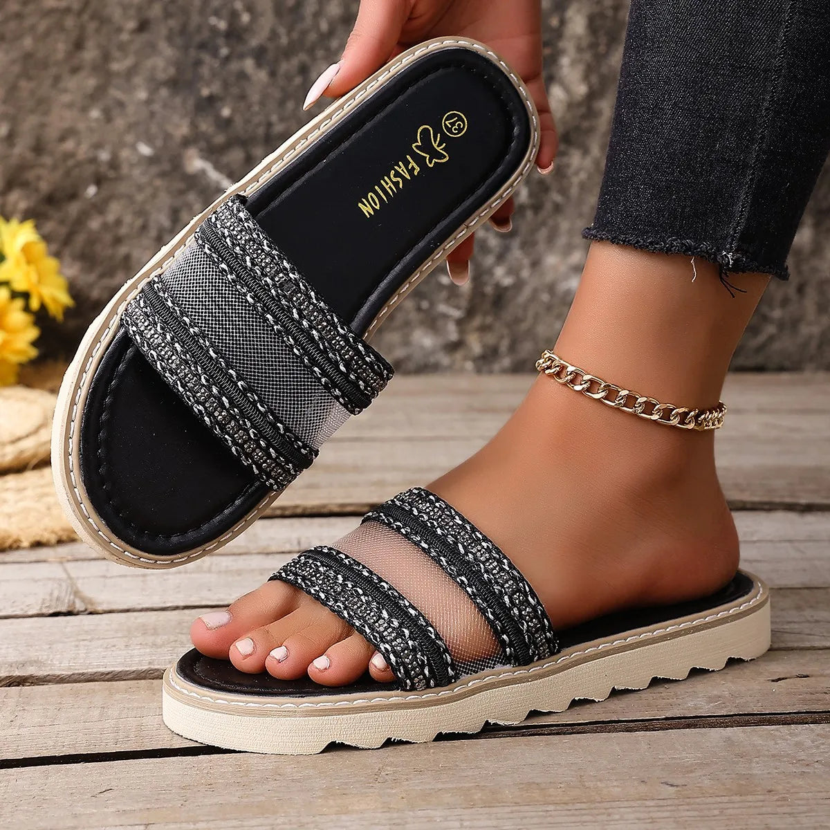 Women Slippers Summer Style Ethnic Sandals Plus Size Comfortable Slippers Trend Lightweight Outsole Shoes Beach Slides Women Zpaxo black 35