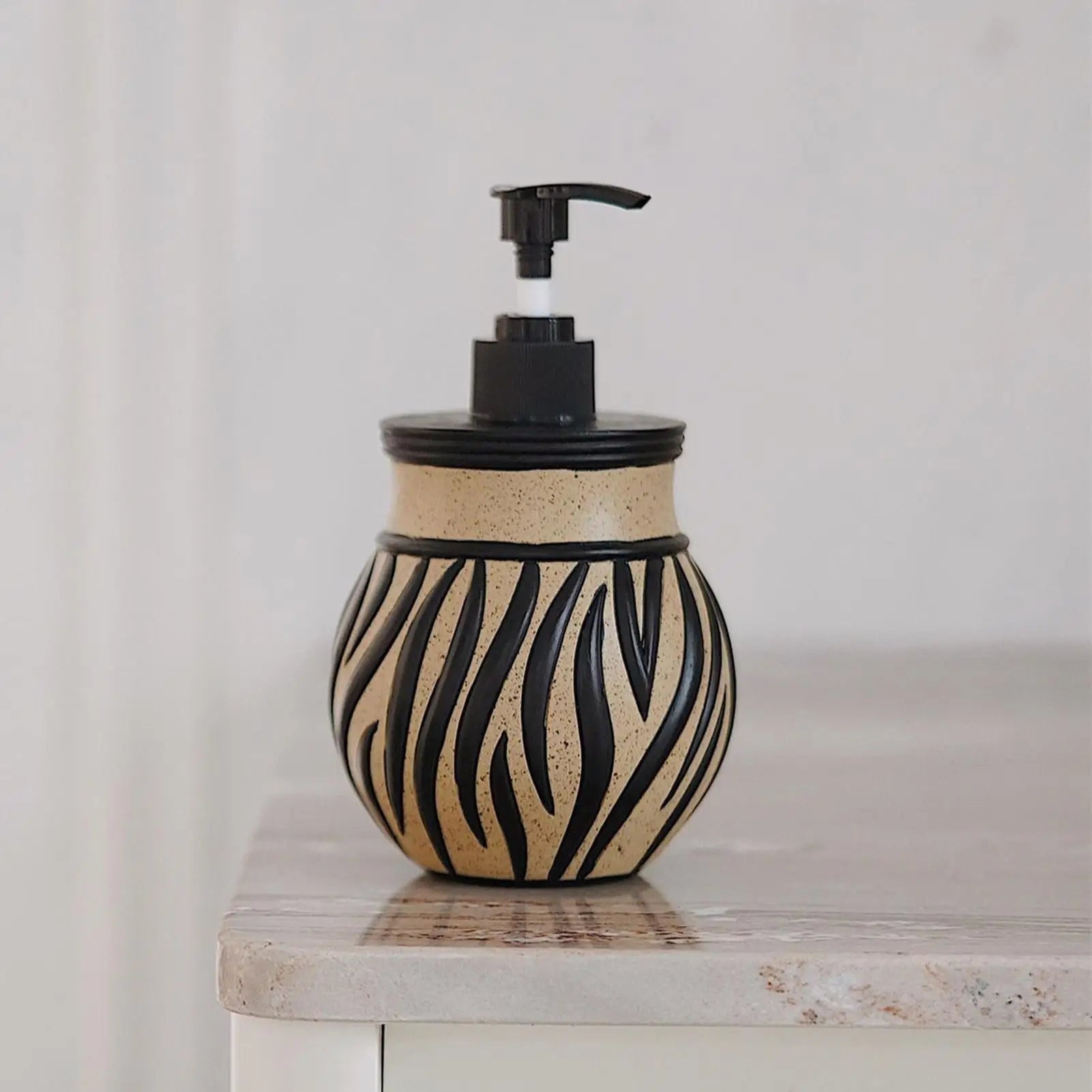 Soap Dispenser Kitchen Sink Liquid Zebra Design Refillable Retro