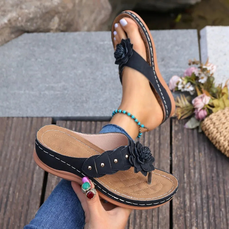 Women Slippers Summer Slides Women Designer Floral Beach Flip-Flops Comfy Slip-On Sandals Versatile Casual Outdoor Shoes Women Zpaxo black 37