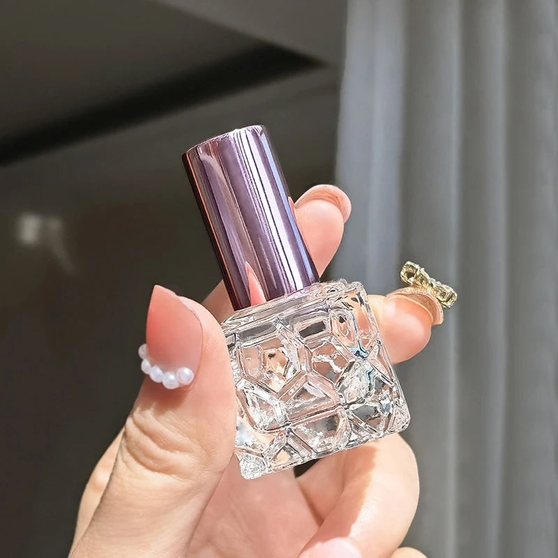 Travel bottle 10ml empty glass bottle for spray perfume is convenient to carry and easy to dispense Zpaxo color d 10ml