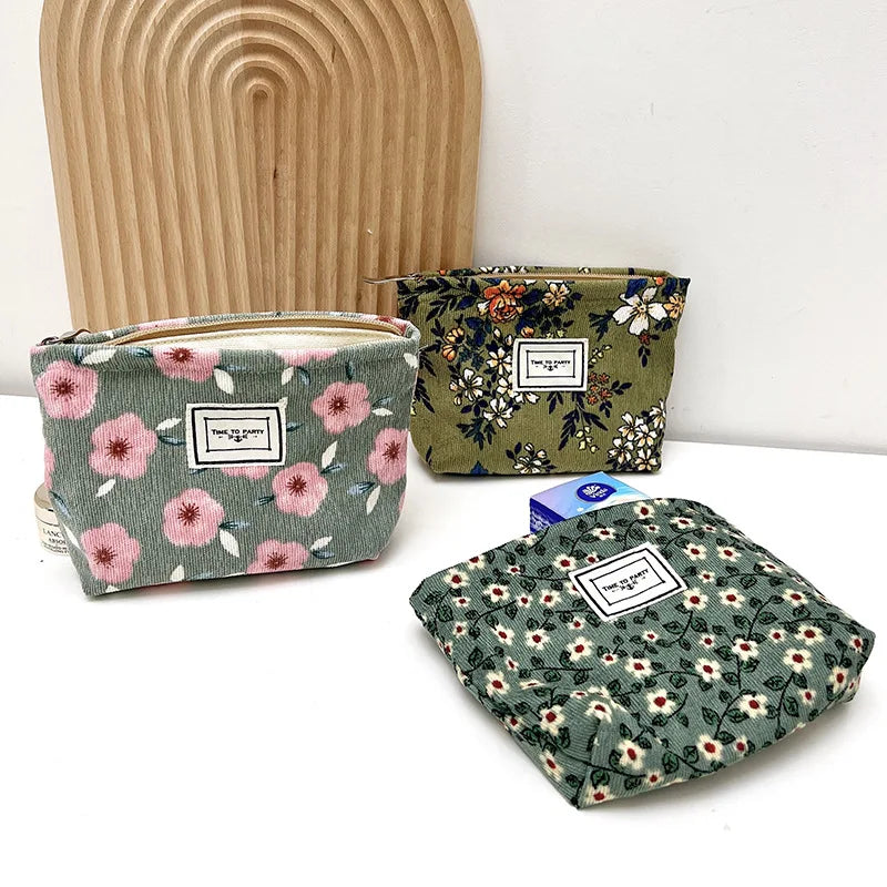 Women Flower Printed Corduroy Small Zipper Makeup Bag, Cosmetics Travel Storage Box, Portable Carry on Toiletry Bag, Makeup Bag Zpaxo