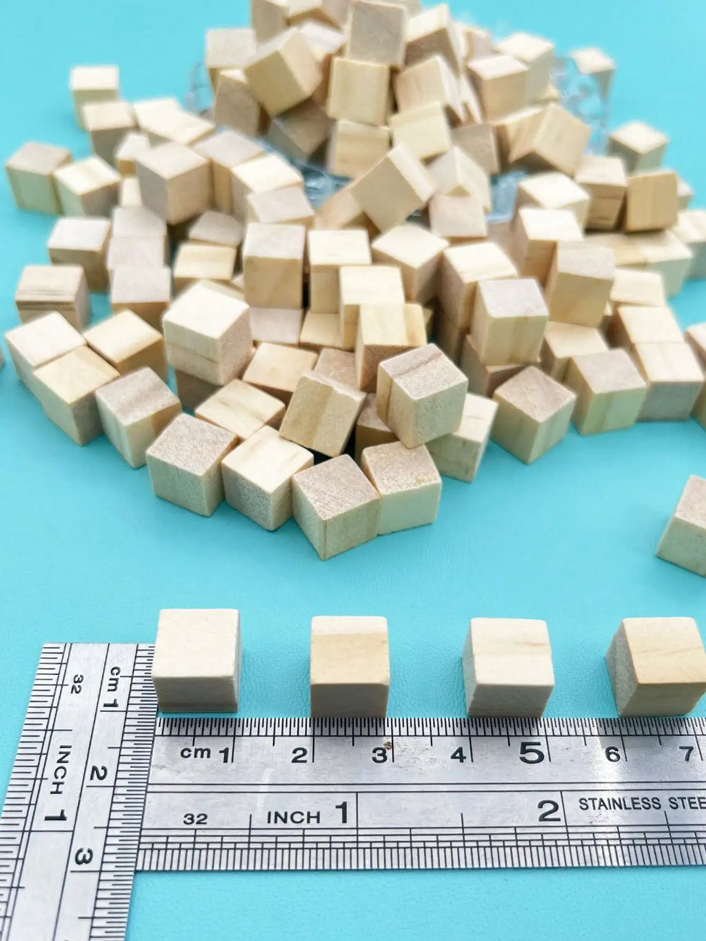 400-Pack 1x1cm Natural Pine Wooden Cubes – Unfinished DIY Blocks Wooden Craft Blocks Zpaxo