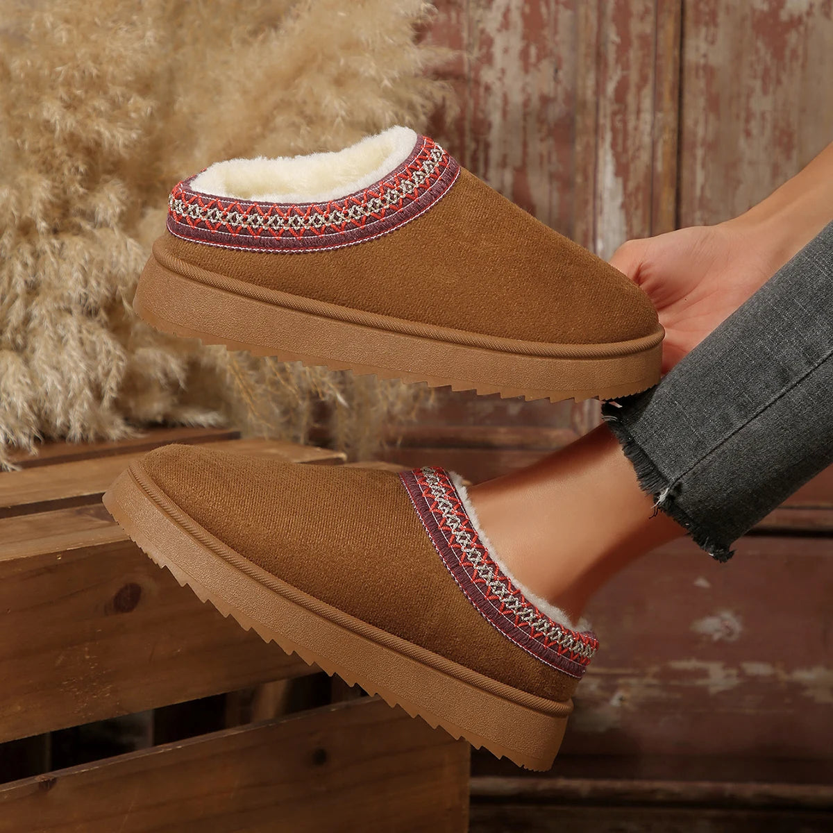 Winter Women Slippers 2025 Home Elegant Large Size Slides Women House Fashion Plush Shoes Ladies Platform Fluffy Slippers Women Zpaxo Khaki 42