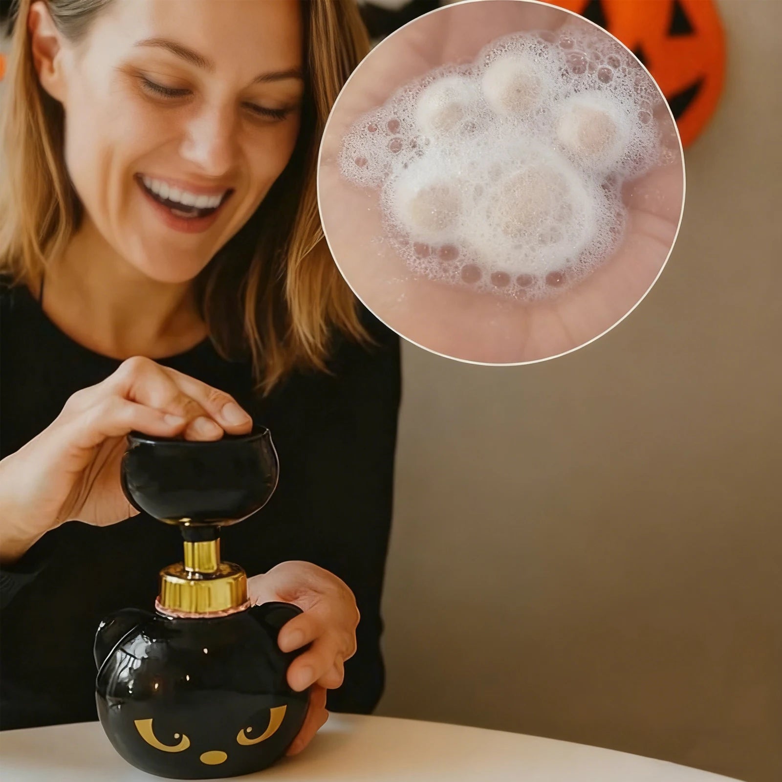 Cute Cat Paw Lotion Dispenser Refillable Hand Sanitizer Press Bottle