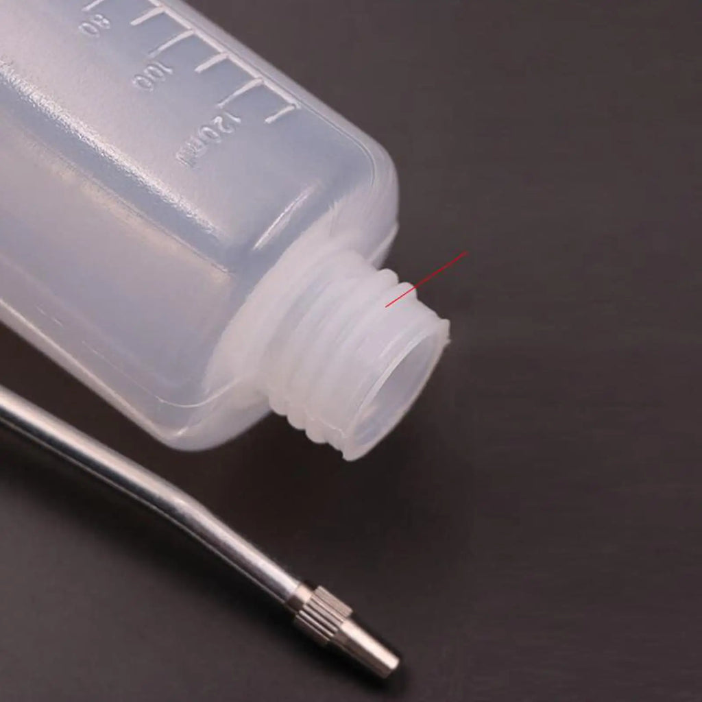 3 Pieces Sewing Machine Oil Can with Long Angle Spout 120ml Refueling Empty High Strength Iron Nozzle Tool Oiler for Factories Zpaxo
