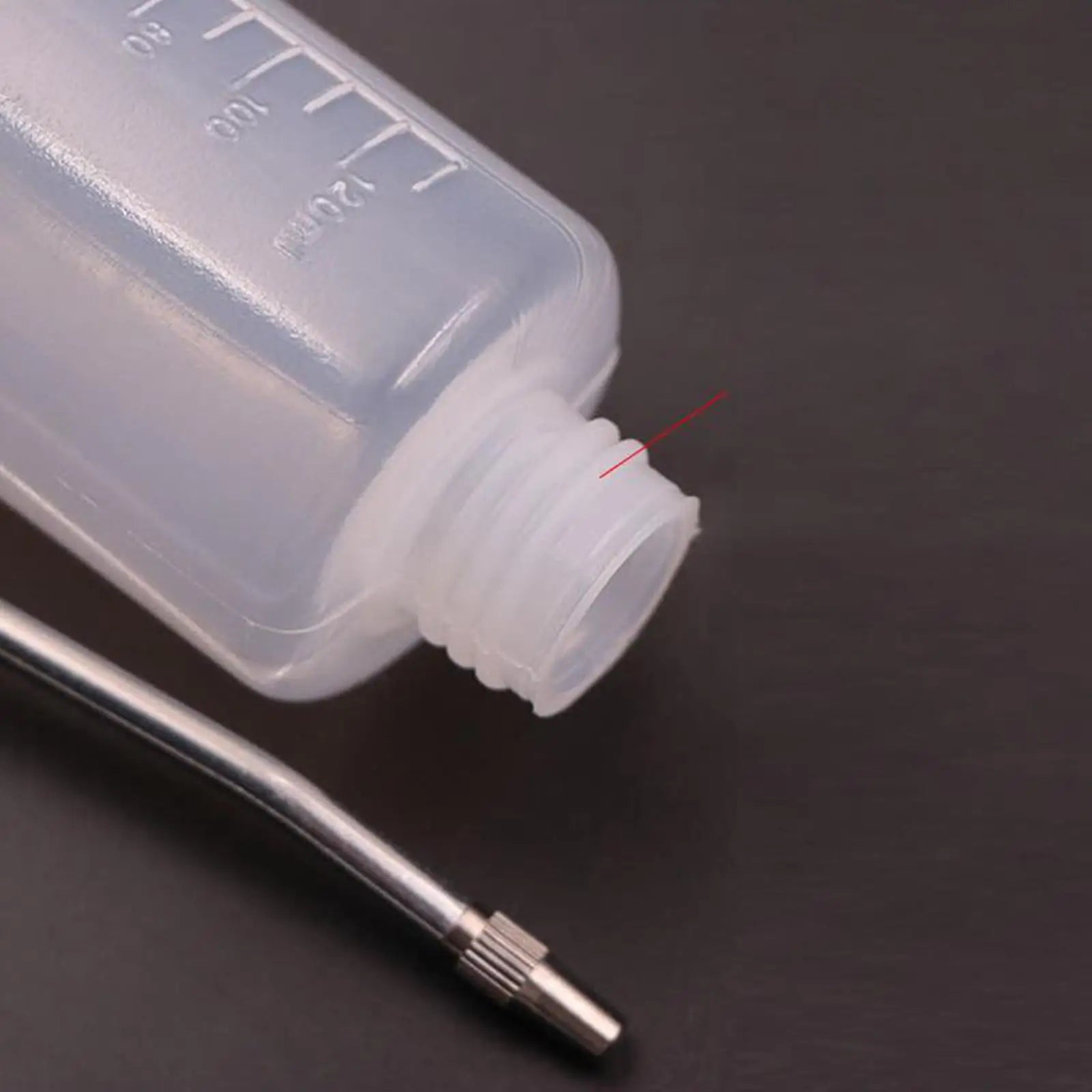3 Pieces Sewing Machine Oil Can with Long Angle Spout 120ml Refueling Empty High Strength Iron Nozzle Tool Oiler for Factories Zpaxo