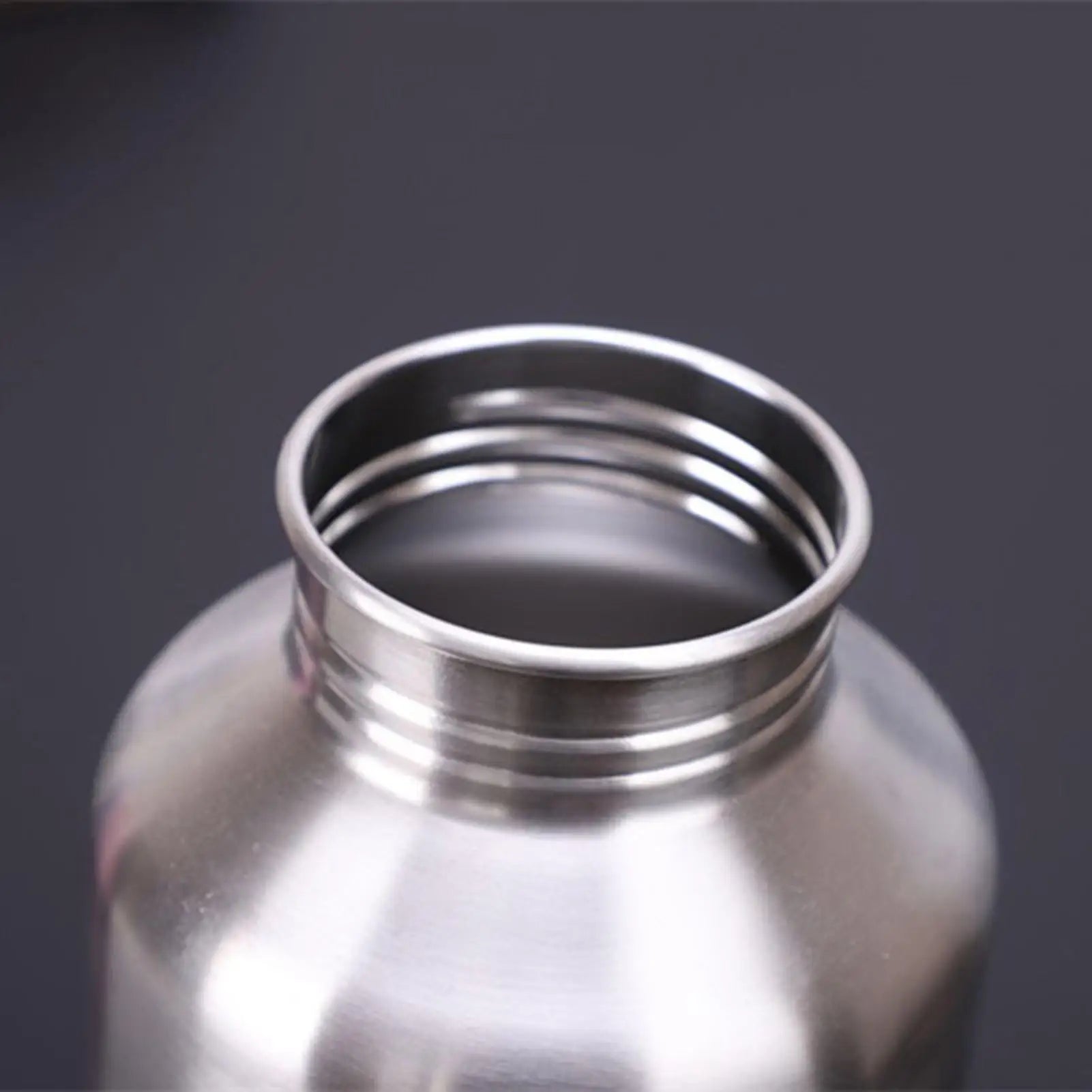 Non Insulated Stainless Steel Water Bottle Large Capacity Sports