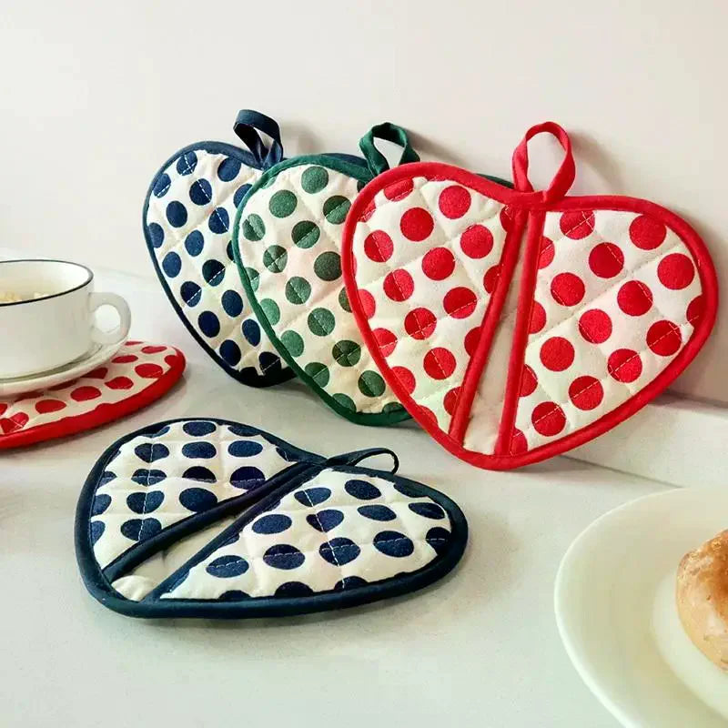 Heart-shaped Hand Clip Heat Insulation Pad Coaster Anti-scalding Zpaxo