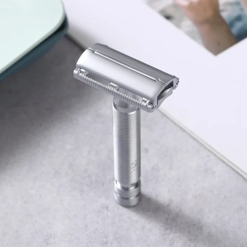 Yaqi Monarch Safety Razor Matte Chrome Color 0.90mm Blade Gap Classic Double Edge Shaving Razor for Smooth Experience Zpaxo