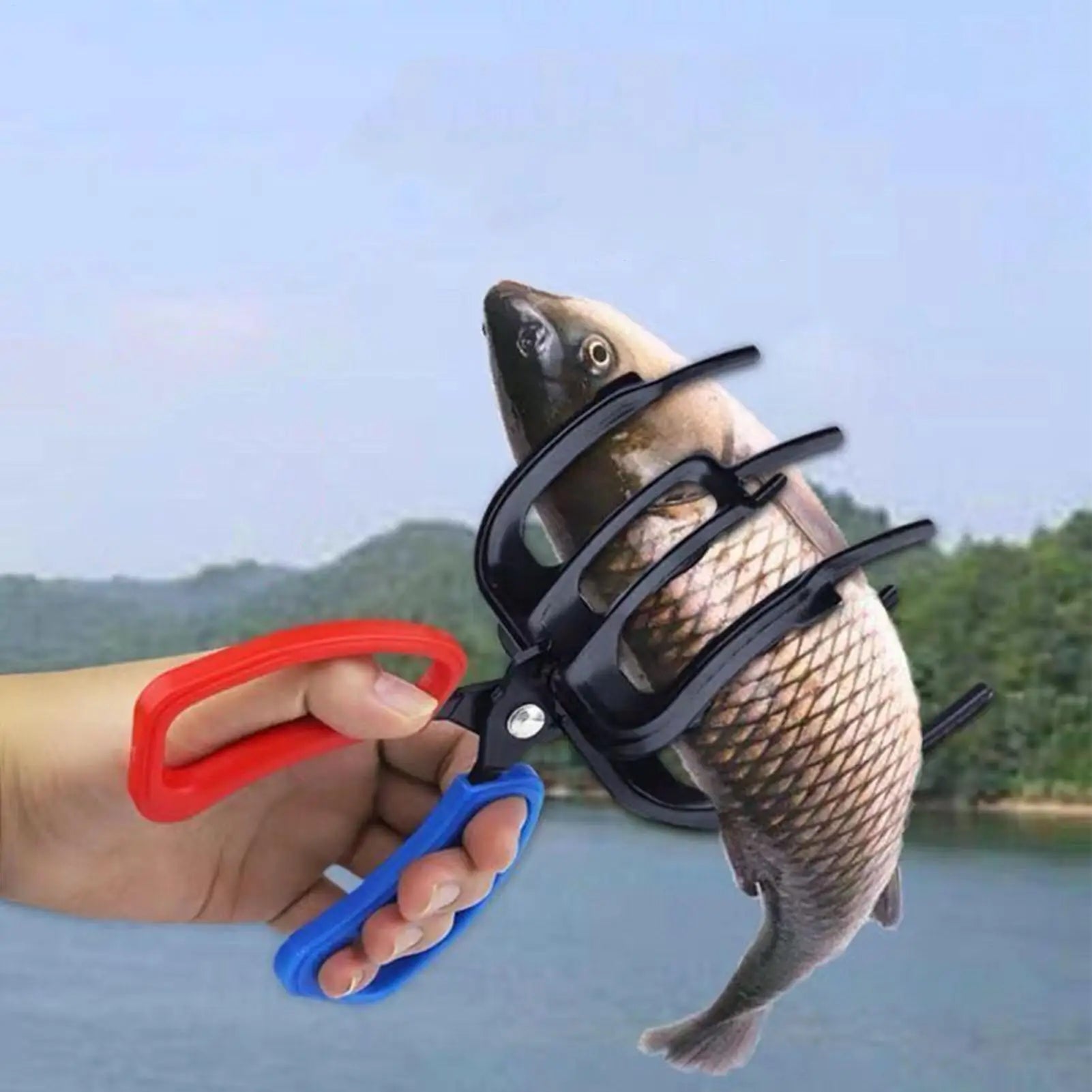 3 Claw Fish Gripper Non-slip Metal Lip Fishing Pliers Multifunctional