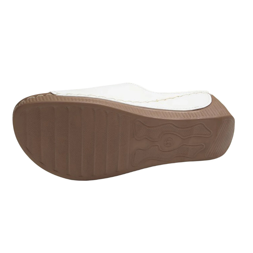 Casual Peep-toe Sandals Breathable Lightweight Beach Shoes Hollowed