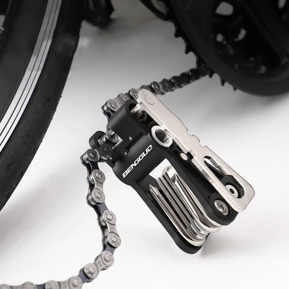 18-in-1 Bicycle Multi-function Tool Screwdriver Wrench Chain Cutter