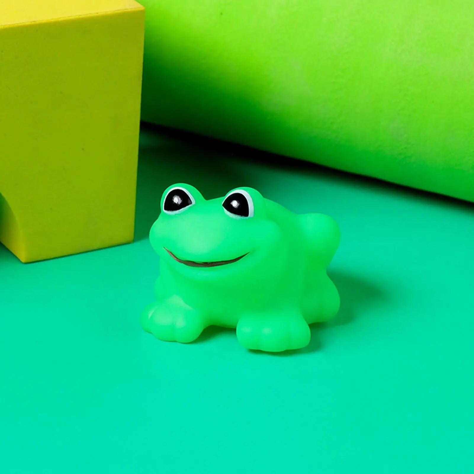 Realistic Frog Frogs Squeak Floating Rubber Bath Toy 10x Mini