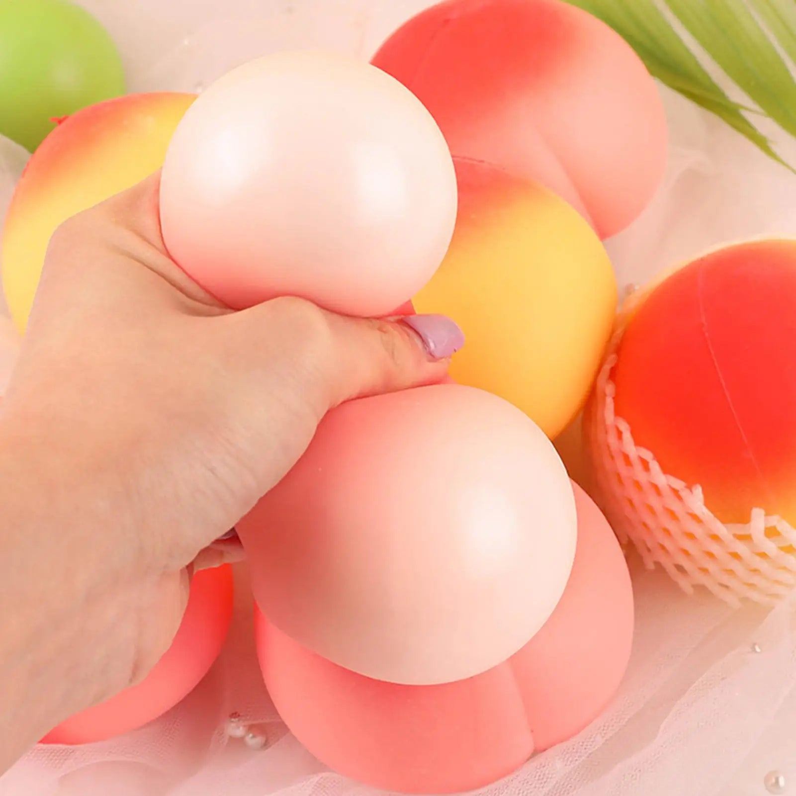New Creative Anti Stress Peach Children's Ball Pinching Toy Gift Fidget Toy Novelty Gifts Zpaxo
