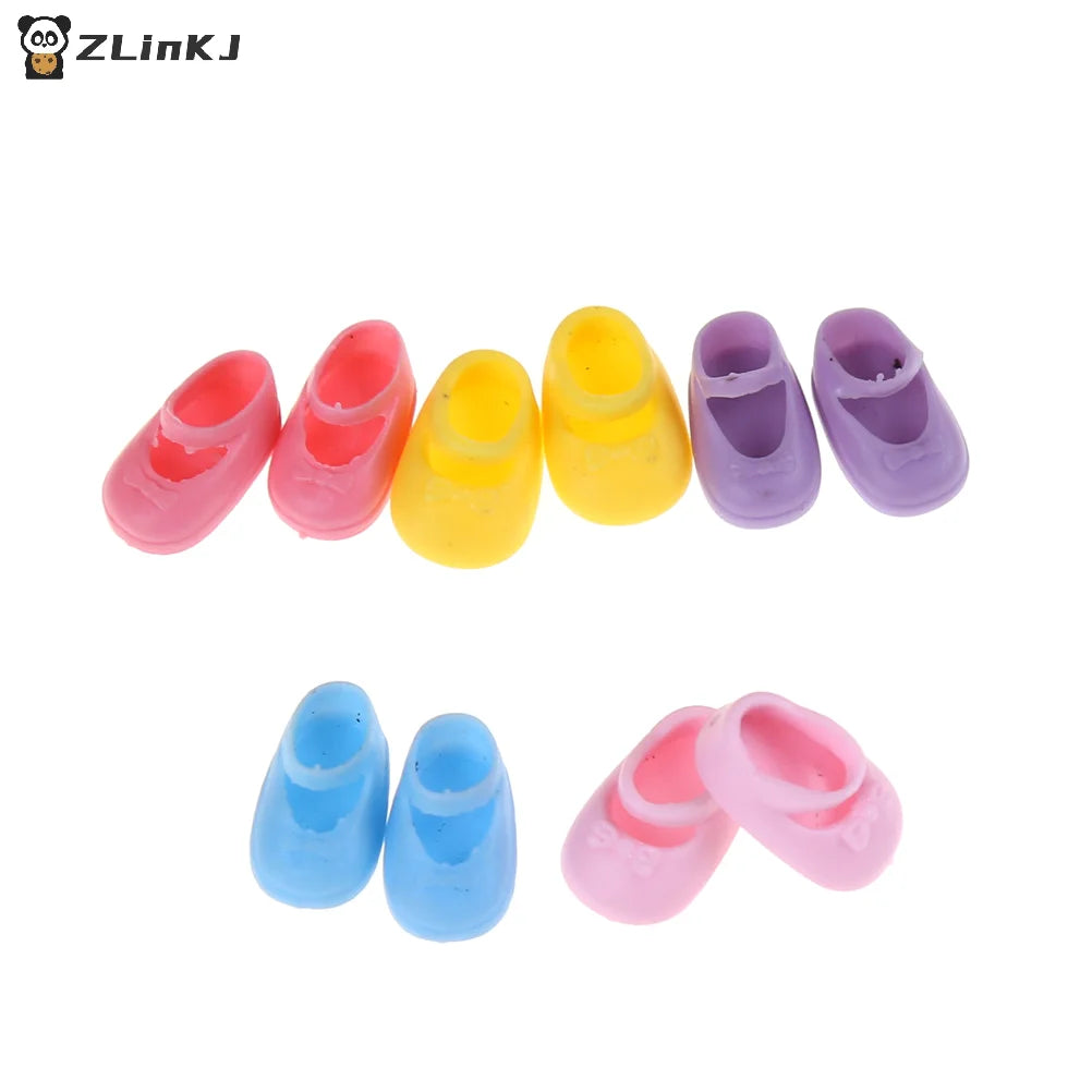 ▶5Pairs Fashion Shoes Boots For Sister Doll Kids Gift Zpaxo