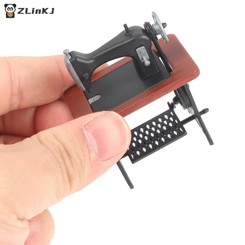 ▶1Pc 1:12 Dollhouse Miniature Sewing Machine Model Doll Furniture Decor Toy Zpaxo