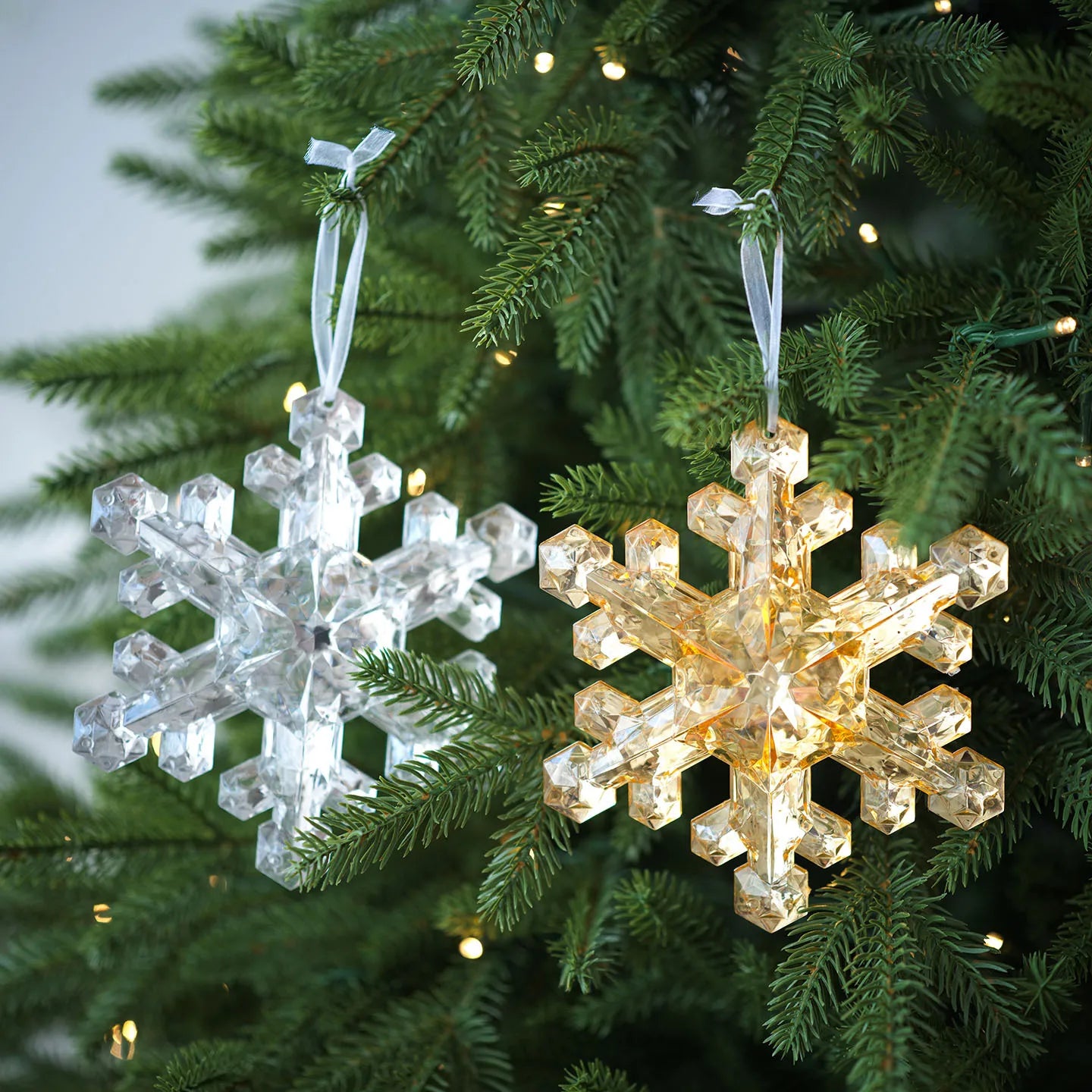 Translucent Snowflake Pendant – Christmas Tree Ornament Charm