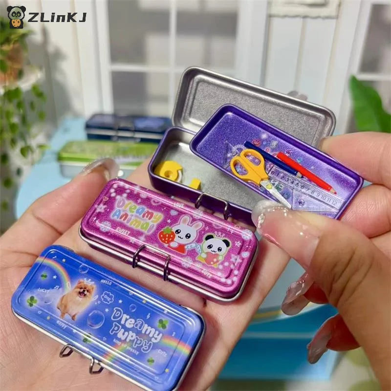 ▶Dollhouse Miniature Double Layer Iron Pencil Box Pen Ruler Measuring Tape Scissors Model Micro Landscape Decor Pretend Play Toy Zpaxo
