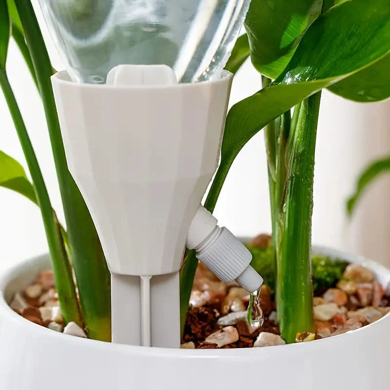 Automatic flower watering device for home potted plants, adjustable drip speed when going out, automatic irrigation dripper Zpaxo