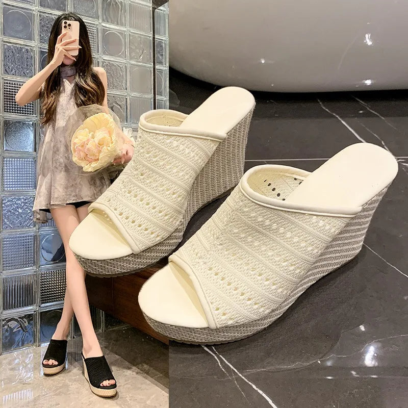 Beautiful Sandals Slippers Women's Summer Wear Waterproof Platform