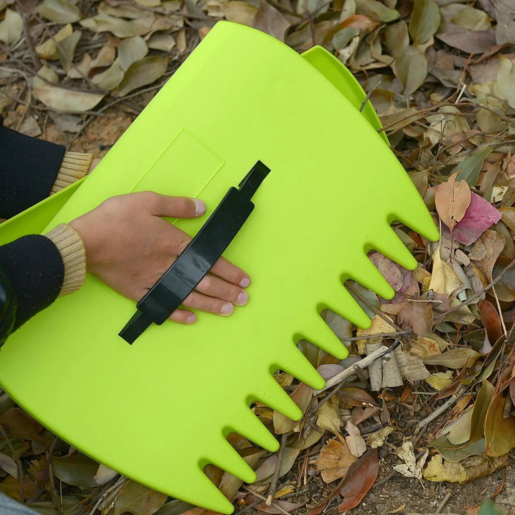 Leaf Grabber Claws Hand Rake Garden Tool Easy Debris Clean Up Lawn
