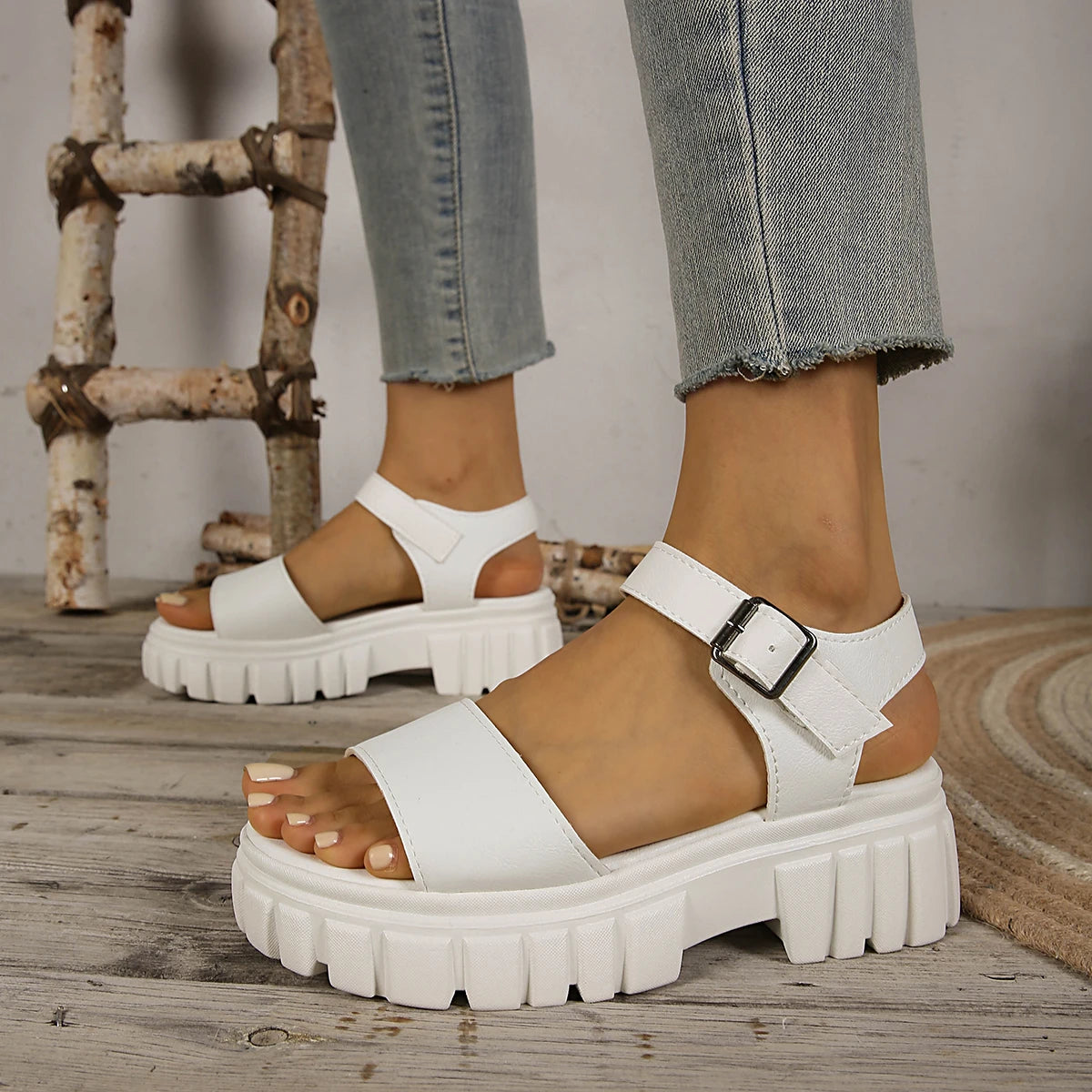 Women Platform Sandals Chunky Heel Casual Style Shoes Women Summer Solid Color Round Head Sandals Large Size Buckle Strap Shoes Zpaxo