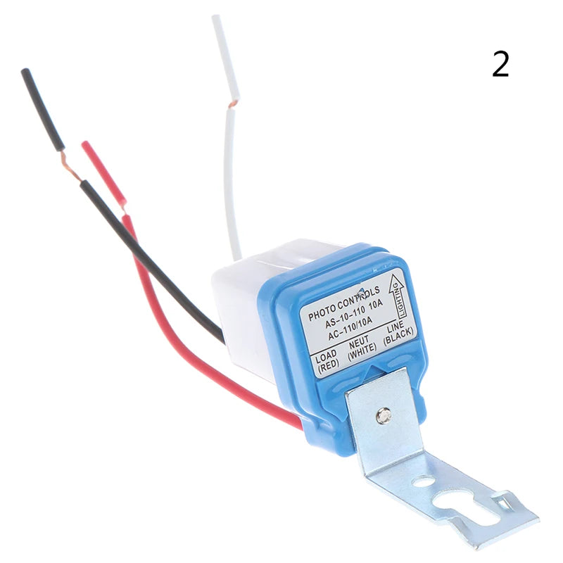 1Pc Auto On Off Photocell Street Light Sensor Switch AC 24v 110v 220v Auto Street Light Switch Night On Day Off Sensor Switches Zpaxo 110V