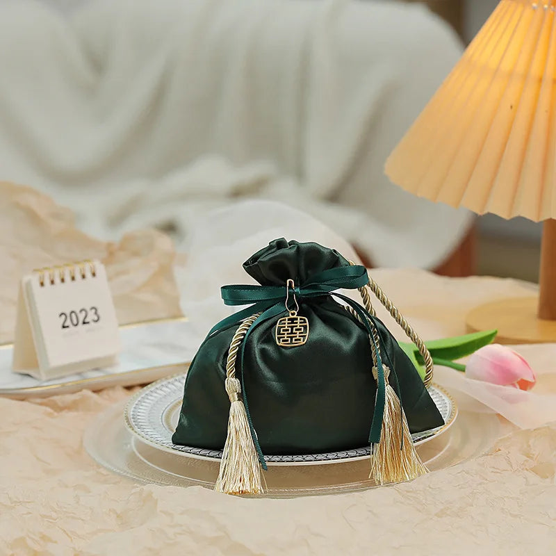 Velvet Drawstring Gift Bag – Wedding Jewelry & Party Pouch