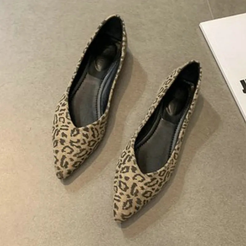 Leopard Print Flat Shoes Women's New Spring Autumn Fashion Pointed Fashion Large Size 44 45 46 Women's Shoes Zapatillas Mujer Zpaxo