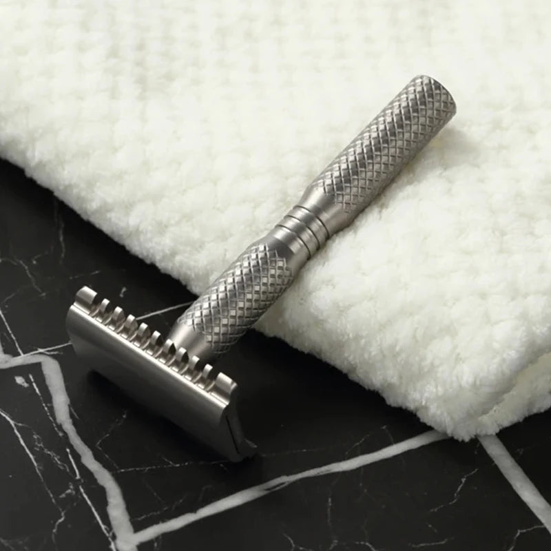 YAQI Ghost 90DC Titanium Safety Razor – Lightweight Cross Grain Titanium Safety Razor Zpaxo