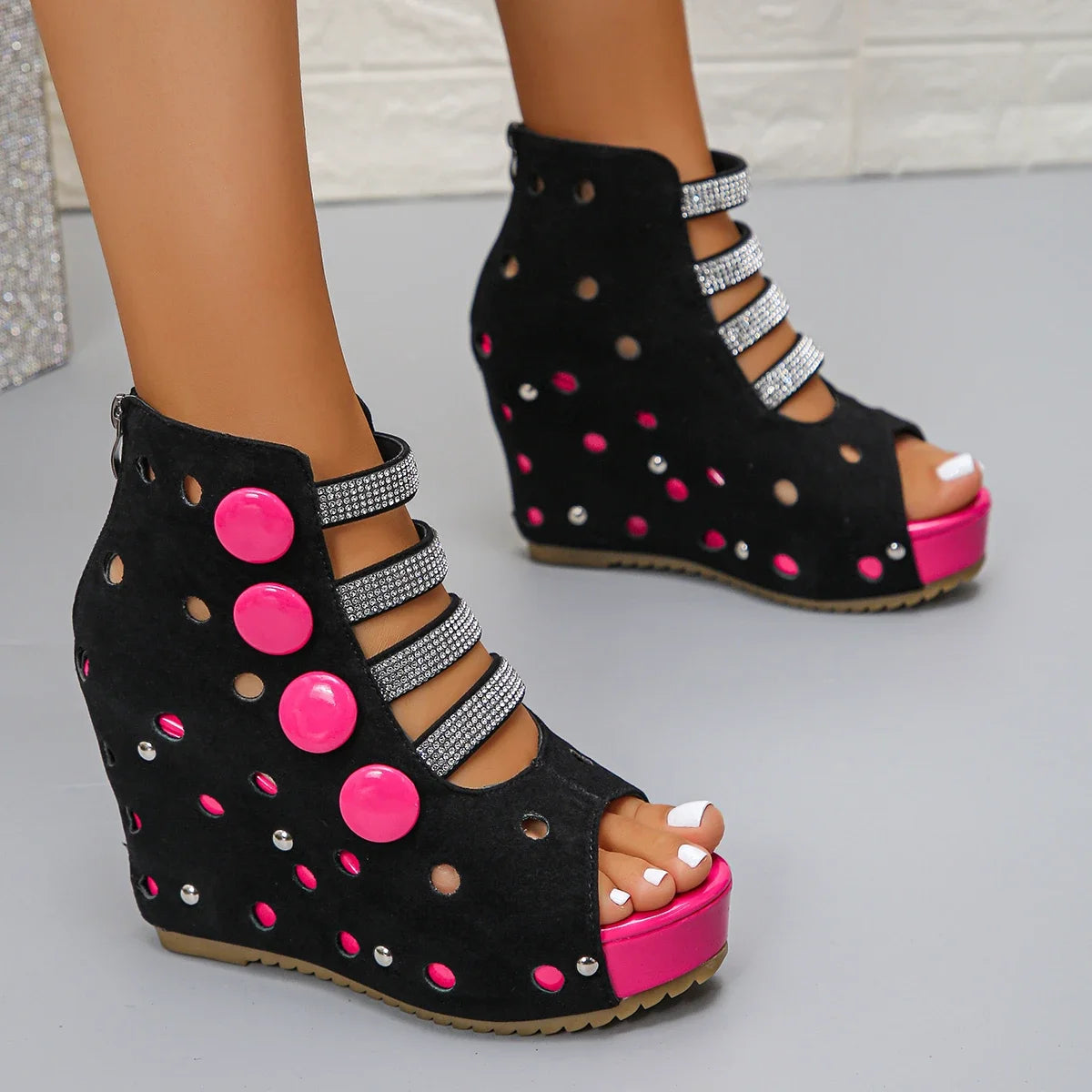 2025 New Women Sandals Comfortable Hollow Roman Sandals Elegant Low Heel Shoes for Women Fashion Wedges Shoes Zapatos De Mujer Zpaxo