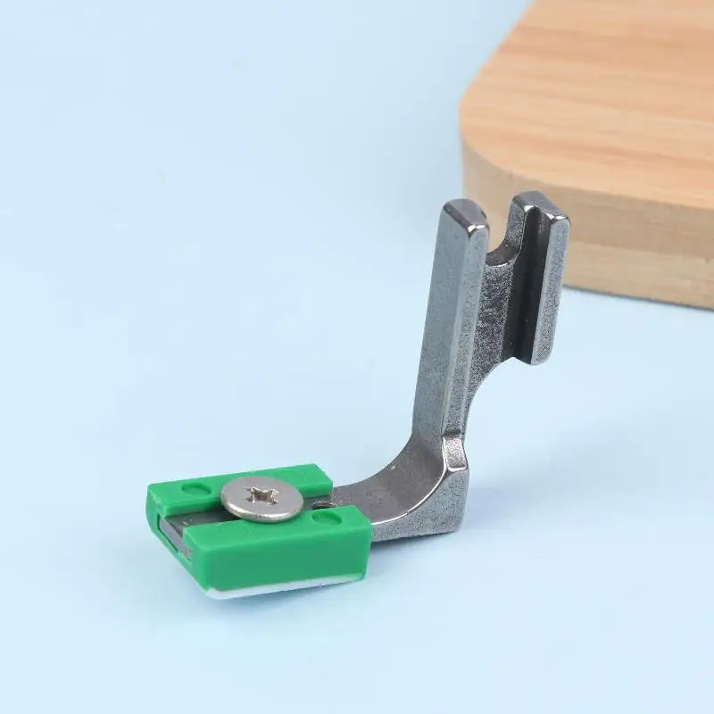 P950 Adjustable Ruffling & Pleating Presser Foot – Industrial Sewing