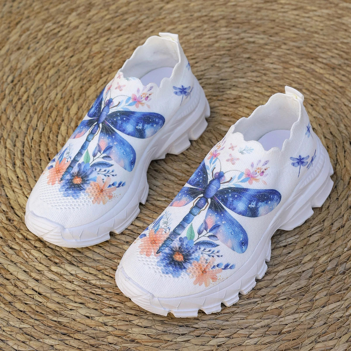 2024 Women Dragonfly Pattern Platform Non Slip Walking Shoes Woman Lightweight Fashion Slip on Comfortable Outdoor Casual Shoes Zpaxo