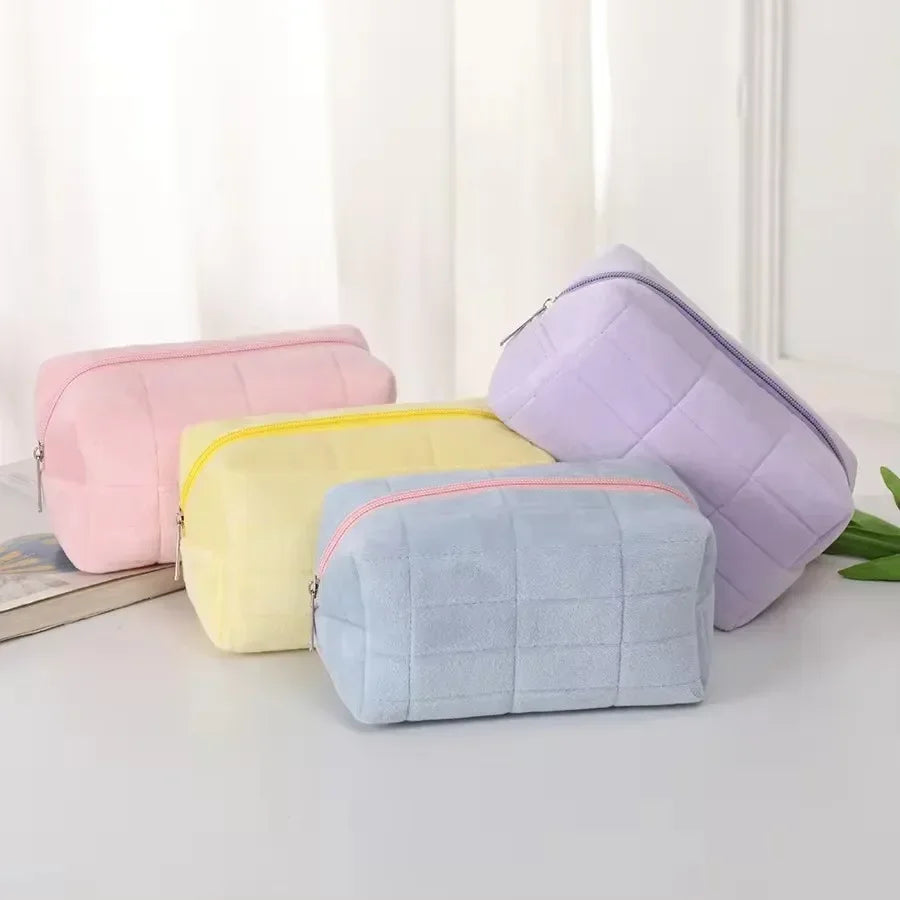 Pillow Makeup Bag – Large Capacity Zipper Cosmetic Pouch