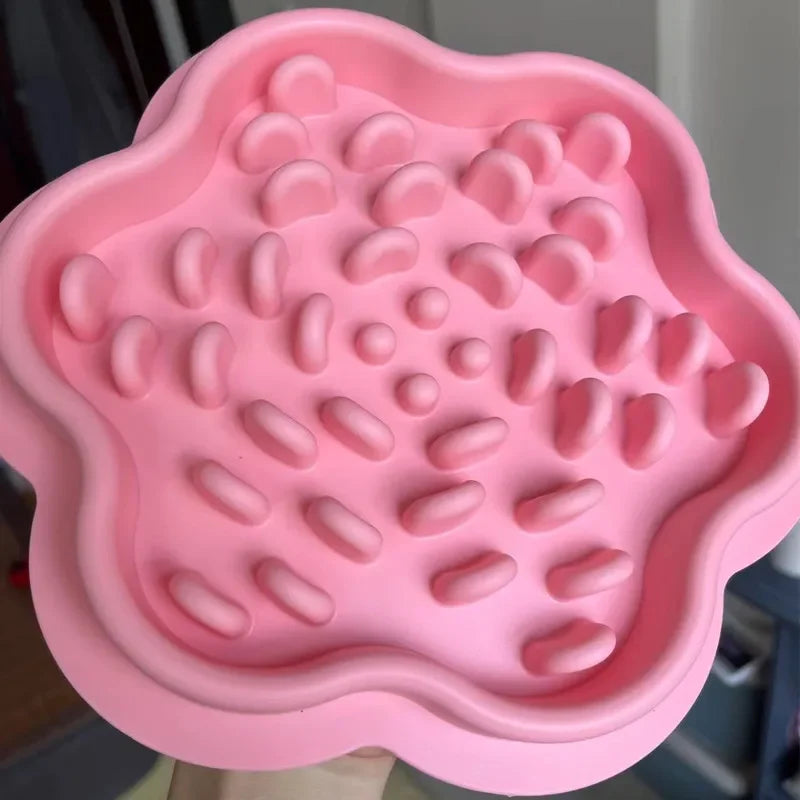 Pet Products Mat For Dogs Cats Slow Food Bowls With Suction Cup Feeding Food Silicone Lick Pad Dog Slow Feeders Treat Dispensing Zpaxo pink