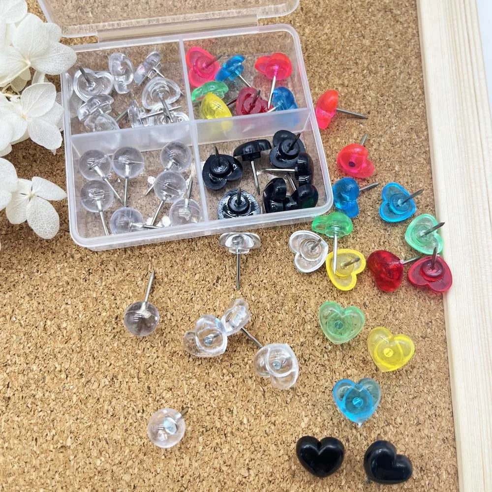 1Box Transparent Colorful Black Heart Push Pins,Plastic Head Thumb Tacks Map Drawing Pins,Push Pins for Wall Drawing Pin board Zpaxo