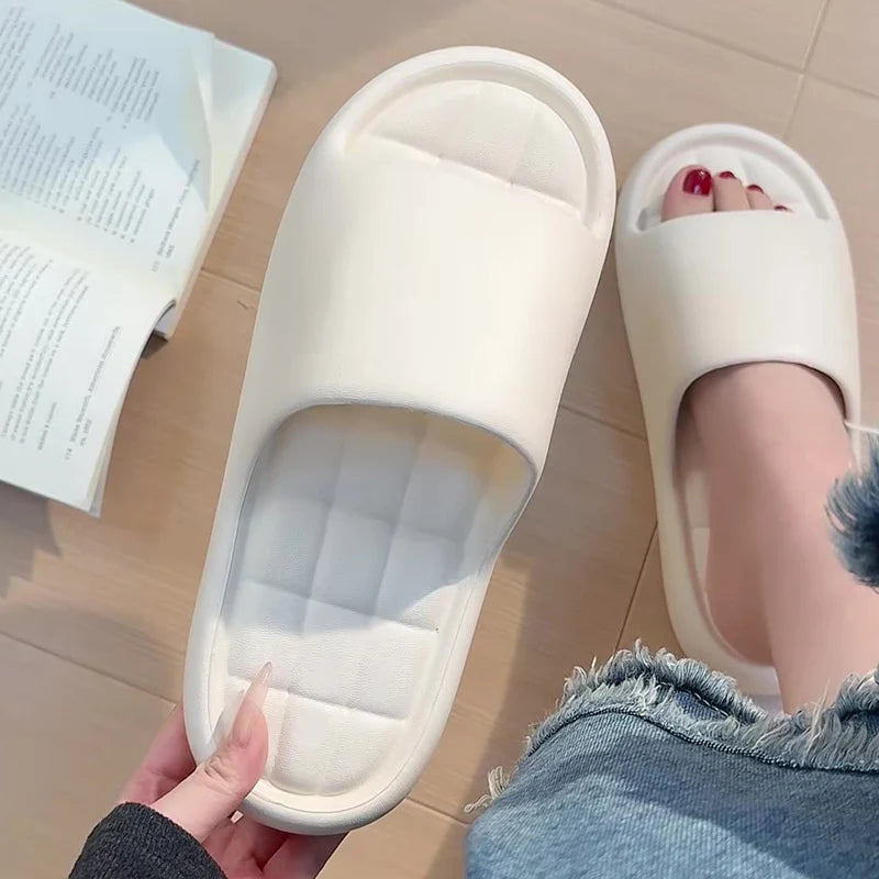 Men's Thick Platform Slippers EVA Soft Sole Pillow Slides Summer