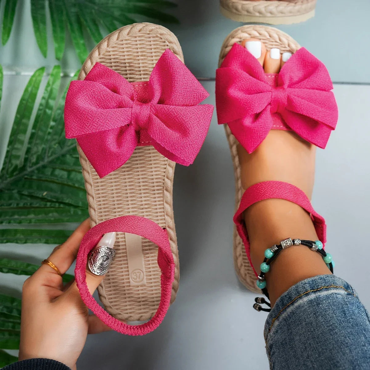 Women Anti-slip Trend Sandals 2025 Summer Lightweight Fashion Beach