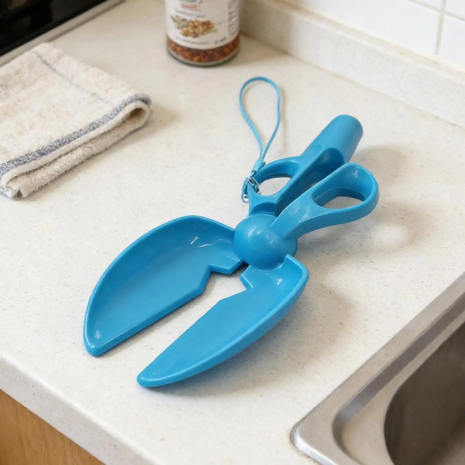 Dog Poop Scooper Portable Scissors Shaped Waste Pick Up Grabber Yard