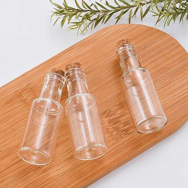 Mini Glass Bottle with Cork – DIY Gift & Party Decoration
