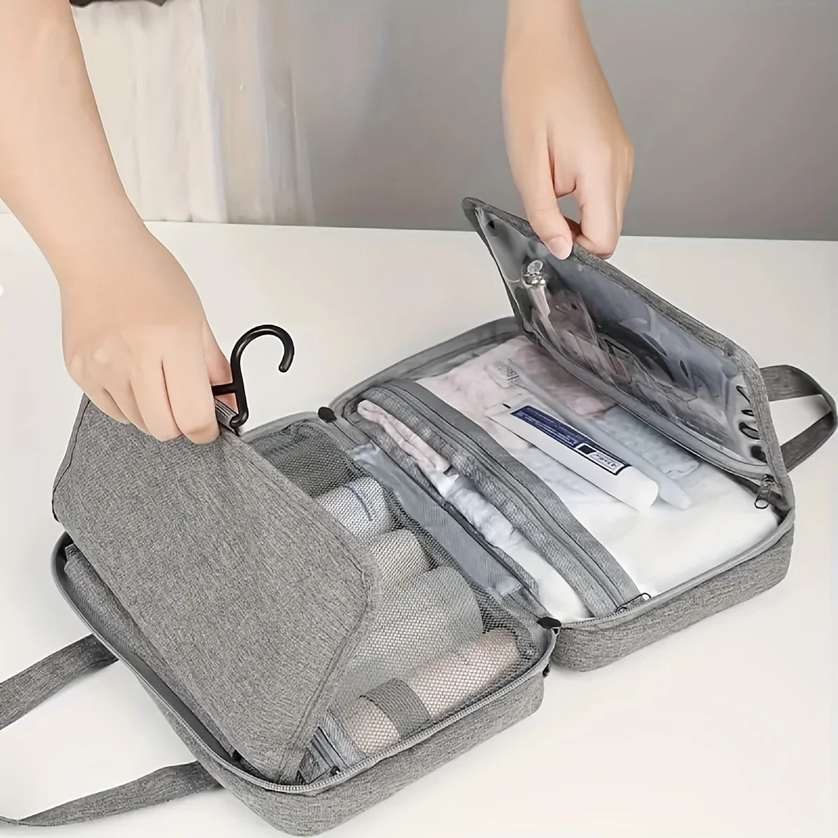 Large Hanging Hook Toiletry Bag Folding Handbag Trave Makeup Cosmetic