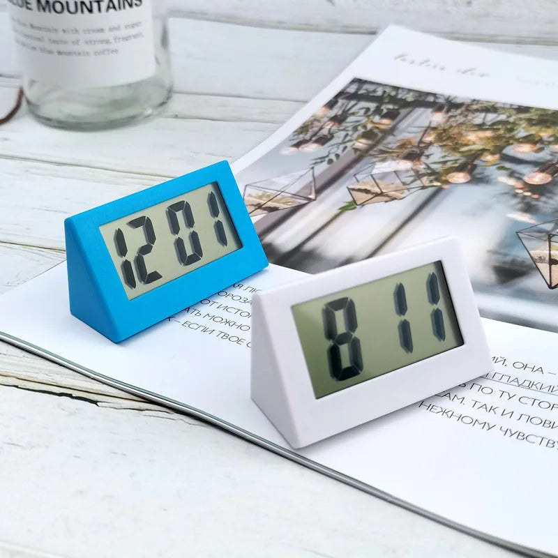 Simple Desktop Clock Mini Digital Small Silent Alarm Car